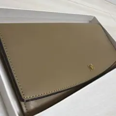新品　アンクライン　長財布のサムネイル