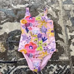 ネクスト　花柄水着 6yrs