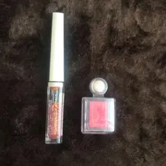 ほぼ新品未使用☺︎アイシャドウ&ラメライナー