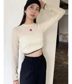 EMODA ポイントロゴベロアクロップトップ