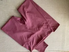 ピンク レギンス ヨガウェア