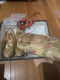 成人式に　和装用バッグと草履セット（花柄）　サイズ23cmまで　髪飾りつき