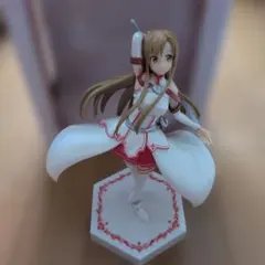 アスナ フィギュア 白と赤のドレス