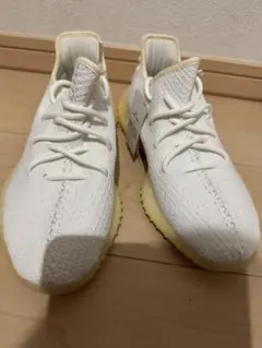 adidas YEEZY 350 V2 ホワイト