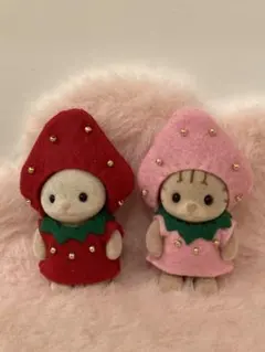 シルバニアファミリー　着せ替え服　いちご2点セット