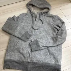 ユニクロ☆グレー フード付きスウェットパーカー☆Mサイズ