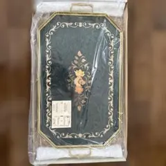 花柄装飾の緑色八角形木造細工トレイ - メルカリ