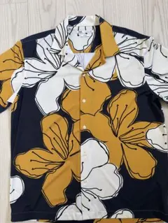 ZARA 花柄シャツのサムネイル