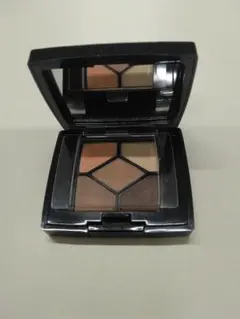 Dior サンク クルール アイシャドウ 646 モンテーニュ