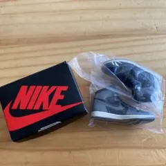 スニーカーガチャ