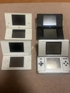 DS初代（シルバー）、DSi（白と黒）、DSライト（ホワイト）4点セット