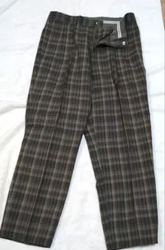 チェックパンツ