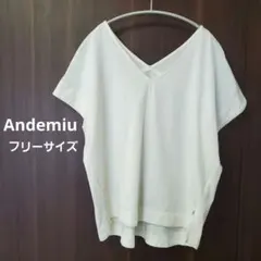 Andemiu Vネック オフホワイト きれいめ 半袖 フリーサイズ 美品