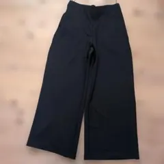 UNIQLO ブラック クレープジャージーストレートパンツ　L