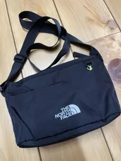 ノースフェイス Mini メッセンジャー　ショルダーバッグ サコッシュのサムネイル