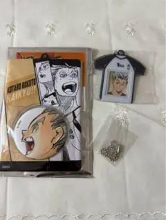 木兎光太郎　缶バッジ＆特製ホルダー　ユニフォームミニフォトケース　まとめ売り