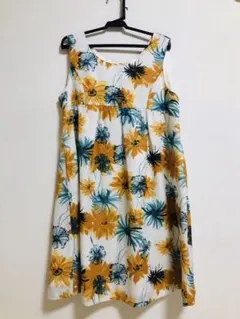 （最終値下げ）花柄ワンピース 新品未使用 ANNA LUNA
