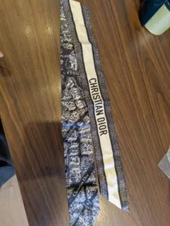 Christian Dior 地図柄 シルクスカーフ　ミッツア