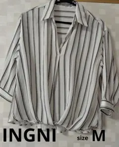 INGNI　ホワイト・ブラックストライプ 五分袖シャツ