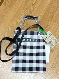 新品マルニ マーケット FLOWER CAFE アルミハンドル 2Wey バッグのサムネイル