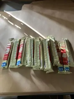 即日発送　明治　ほほえみらくらくキューブ　200ml 16本セット　賞味期限4月