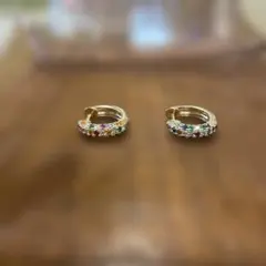 お値下げ。カラーストーンのフープピアス