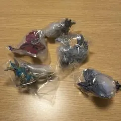 モンスターハンター　マスコットチャームコレクション　5個セット