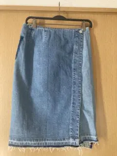 本日限定値下げ　トゥモローランド MACPHEE デニムスカート フリンジ裾