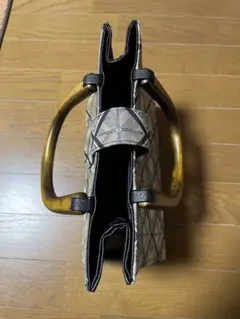 幾何学模様 ハンドバッグ 木製ハンドル