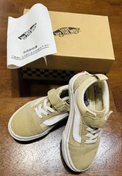 Vans ベージュ スニーカー ベルクロストラップ付き