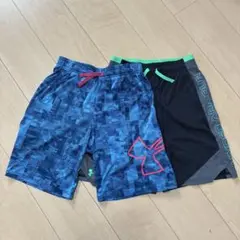 UNDER ARMOUR ハーフパンツ ブルー系のサムネイル