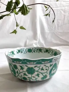 週末お値下げ✅有田焼✅藍窯/緑の絵付け/陶磁器の鉢・ボウル✨概ね美品