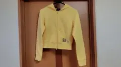 ◎COMME CA ISM フード付きジップアップパーカー クロップド丈
