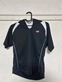 New Balance 半袖 フーディー Tシャツ