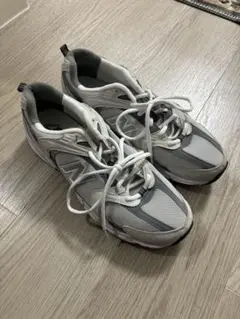 値引き可能　New Balance MR860 スニーカー