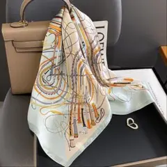 残りわずか　シルク74 シルク100% 大判スカーフ　ストール　65×65cm