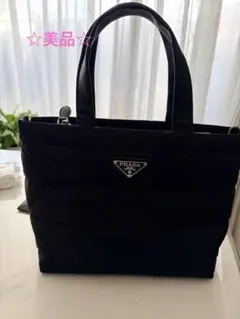 美品　人気のミニバック(ショルダー・ポーチ付)