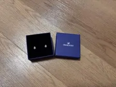 スワロフスキー ピアス(両耳用)