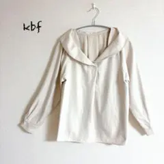 美品　kbf urban research オフホワイト　カットソーのサムネイル