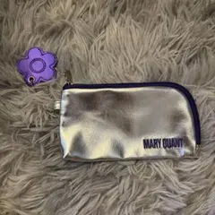 MARY QUANT ポーチ シルバー デイジーチャームのサムネイル