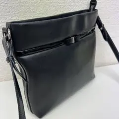 【値下げ】Ferragamo フェラガモ ショルダーバック AU-21C672