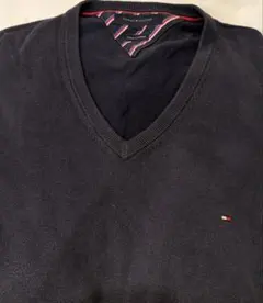 【Tommy Hilfiger】ダークネイビー Vネックセーター