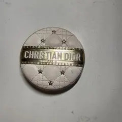 ディオールスキンフォーエヴァーグロウルミナイザー 001 ディオールスター