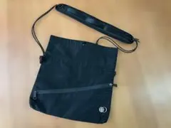 7700円ナノユニバース×J.H.M CO.，LTDコラボ黒ミニショルダーバッグのサムネイル