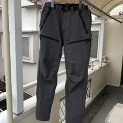 グレー ワークパンツ