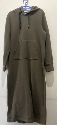 【ZOOTIE ズーティー】　スウェットワンピース　ロング丈　フード付き　裏起毛