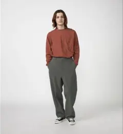 9/28まで【美品】ツイルワイドテーパードパンツ　ストレッチ パープルレーベル