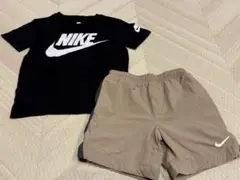 NIKE Tシャツ　半袖　ハーフパンツ