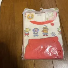 UNIQLO キャラクター柄 パジャマ 110cm