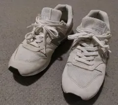 Item thumbnail for item efb1dcc7-650c-4ced-b939-f290df7013ba